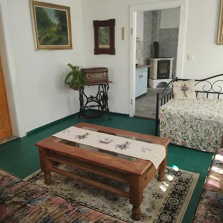 Alfapartmány Apartamento