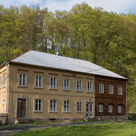 Alfapartmany * Krásná Lípa